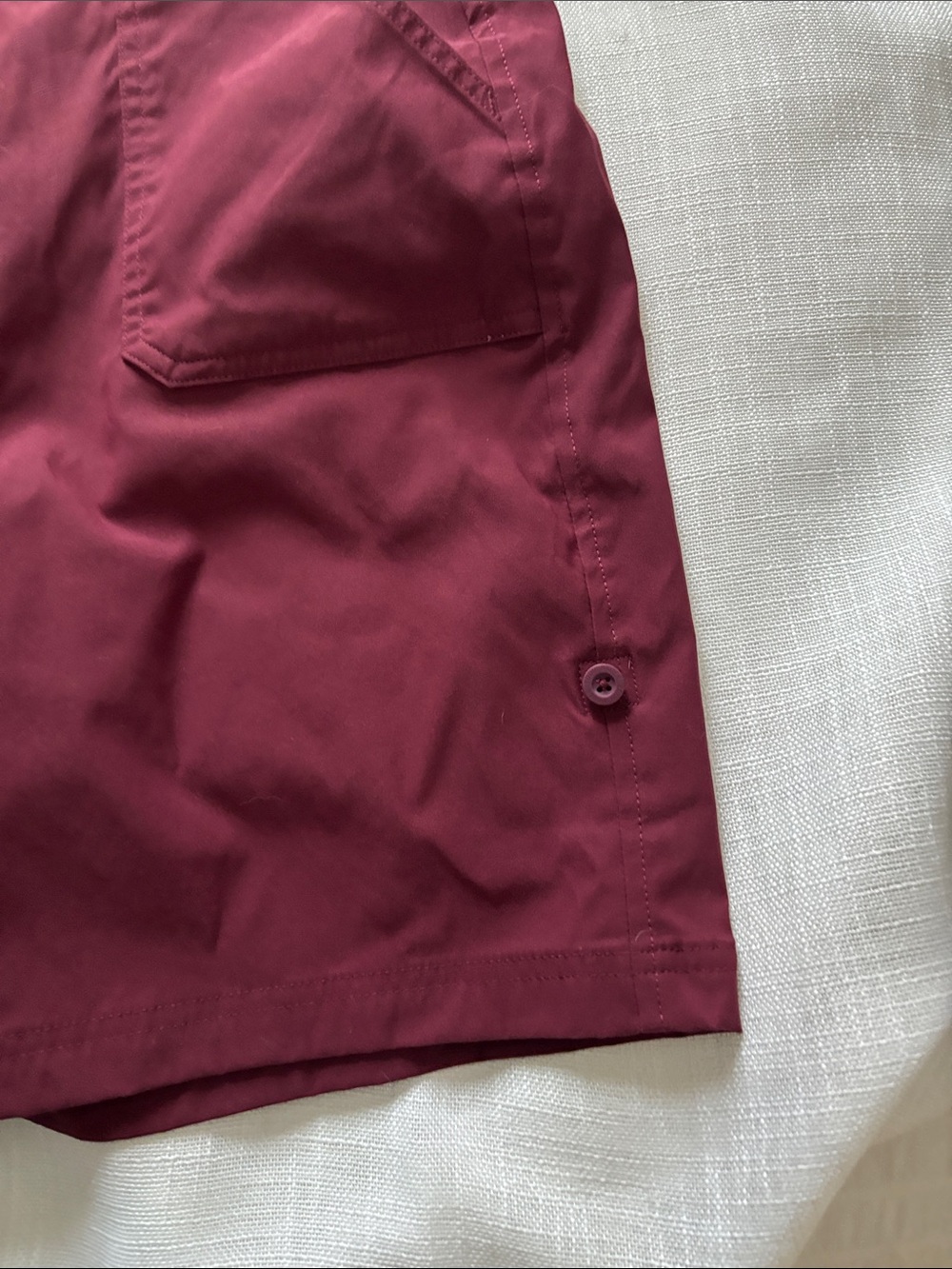 Eddie Bauer Burgundy Flat-Front Women's Shorts - Picture 4 of 7